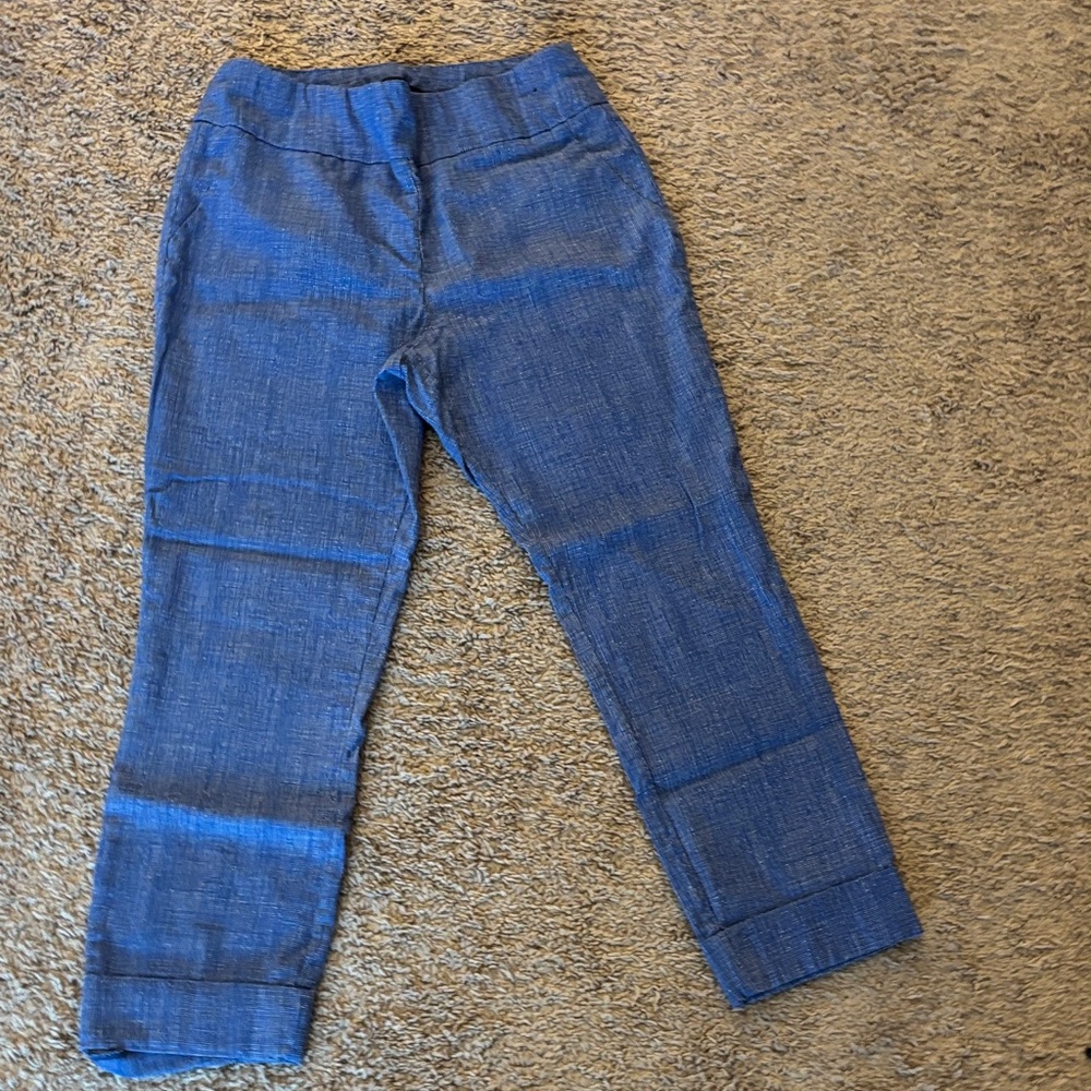 Women’s ankle pants